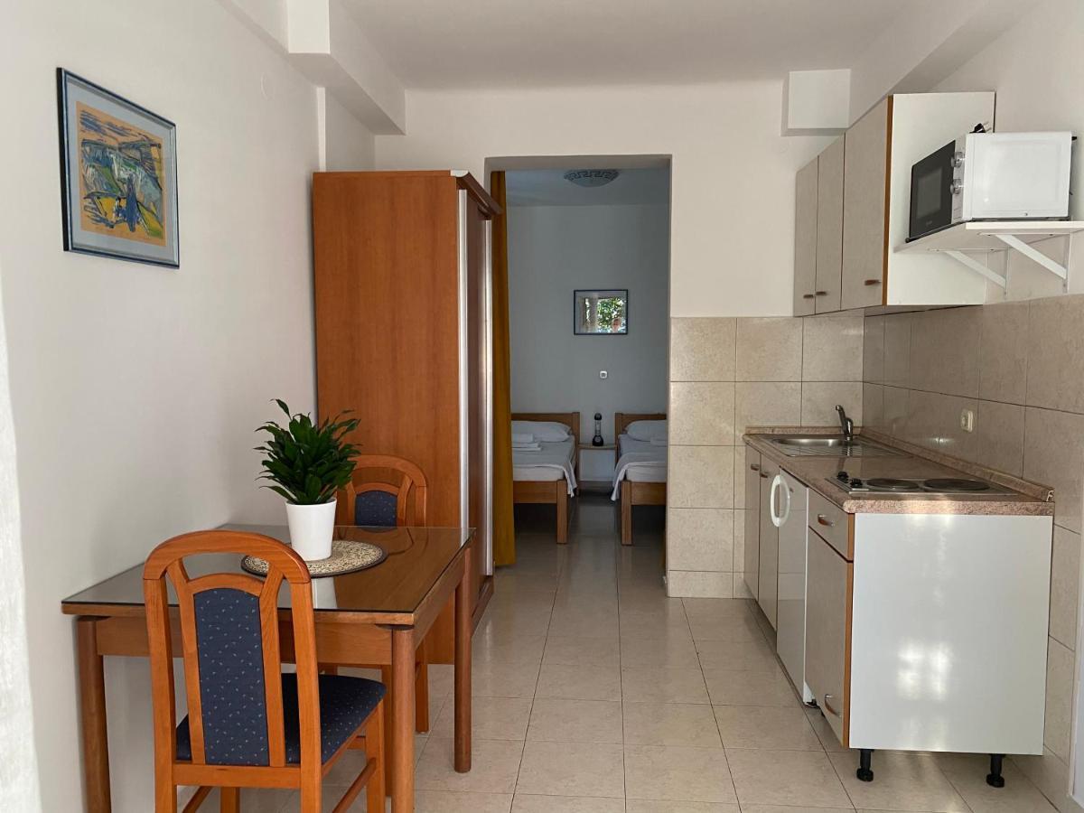 Emanuela 2 Apartment Novalja Exterior foto